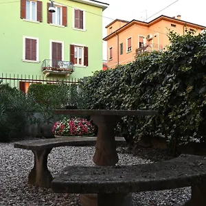 Affittacamere Dimora Montecchi